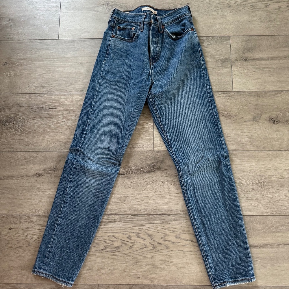 Levi’s Wedgie Jeans